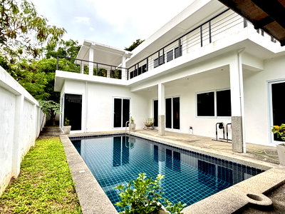 Houses for sale Khao Chi Chan : 4 Bedroom Pool View Villa for sale in Bang Saray