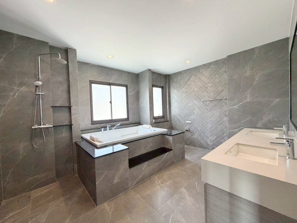 รูป Private Enclave 15 หลัง Bangkok Boulevard Signature พระราม 5 - รูปที่ 42/57