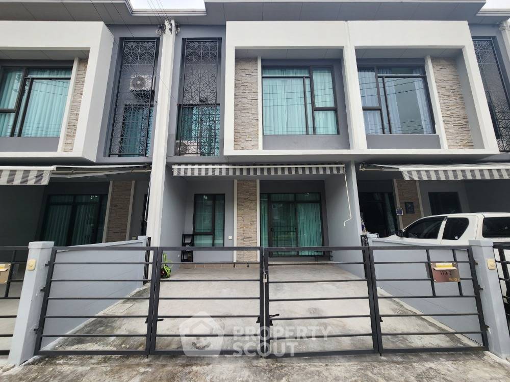 picture 3-BR House 130 Sqm For Sale Sao Thong Hin, Bang Yai (ID 1387619) - 1/52