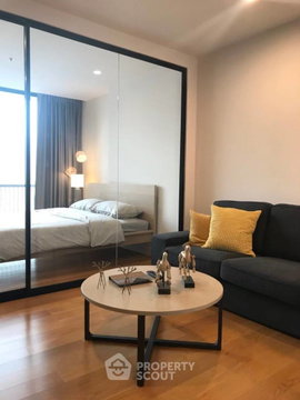 High-Floor 1-BR 33 Sqm Noble Revo Silom near BTS Surasak (200m) (ID 928039)