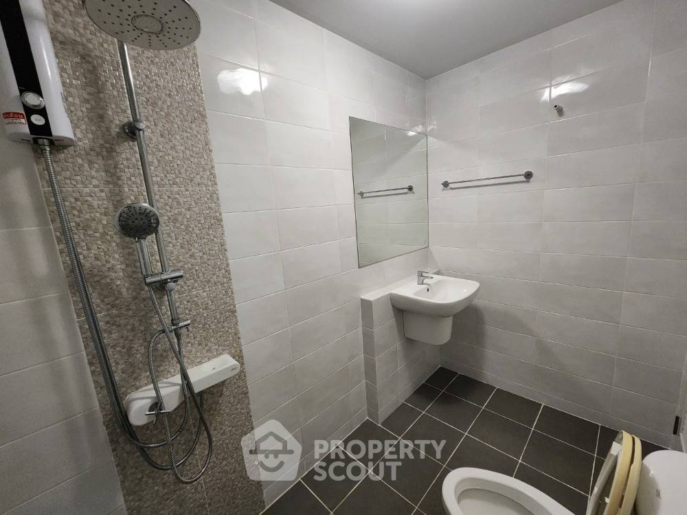 picture 3-BR House 130 Sqm For Sale Sao Thong Hin, Bang Yai (ID 1387619) - 49/52
