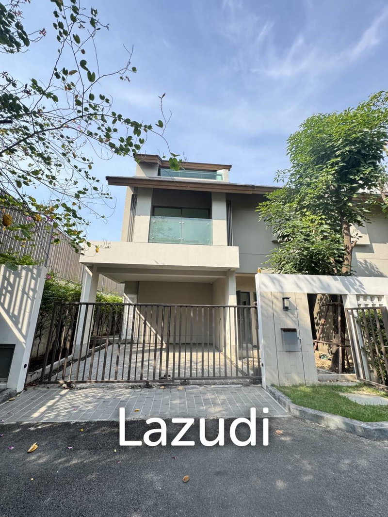 Houses for sale : 3 Bed 3 Bath Private Nirvana Through Ekamai-Raminthra