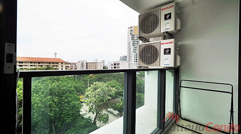 🛏️ 1 ห้องนอน - 🛁 1 ห้องน้ำ - 🏙️ City View - 🇹🇭 ชื่อบริษัท - 🏢 Aurora Pratumnak Pattaya - รหัส: AR05