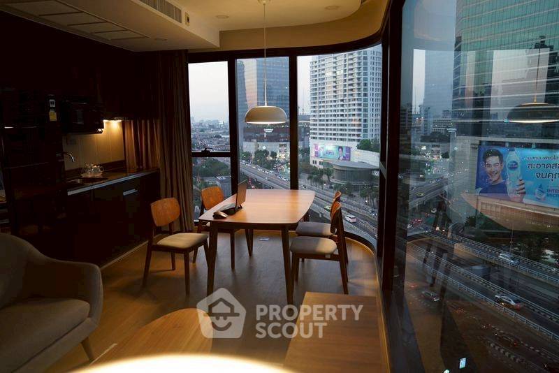 รูป ห่าง MRT สามย่าน 100 ม. | คอนโด 2 ห้องนอน Ashton Chula Silom (ID 2575082) - รูปที่ 1/16