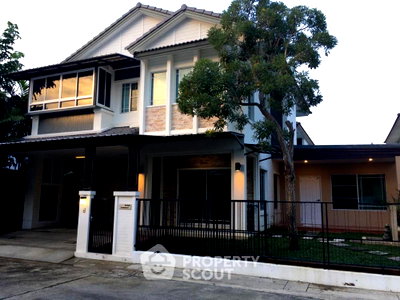 Houses for sale Lotus's north ratchapruek : 5-BR House 220 Sqm For Sale In Bang Phlap, Pak Kret, Nonthaburi (ID 1174309)