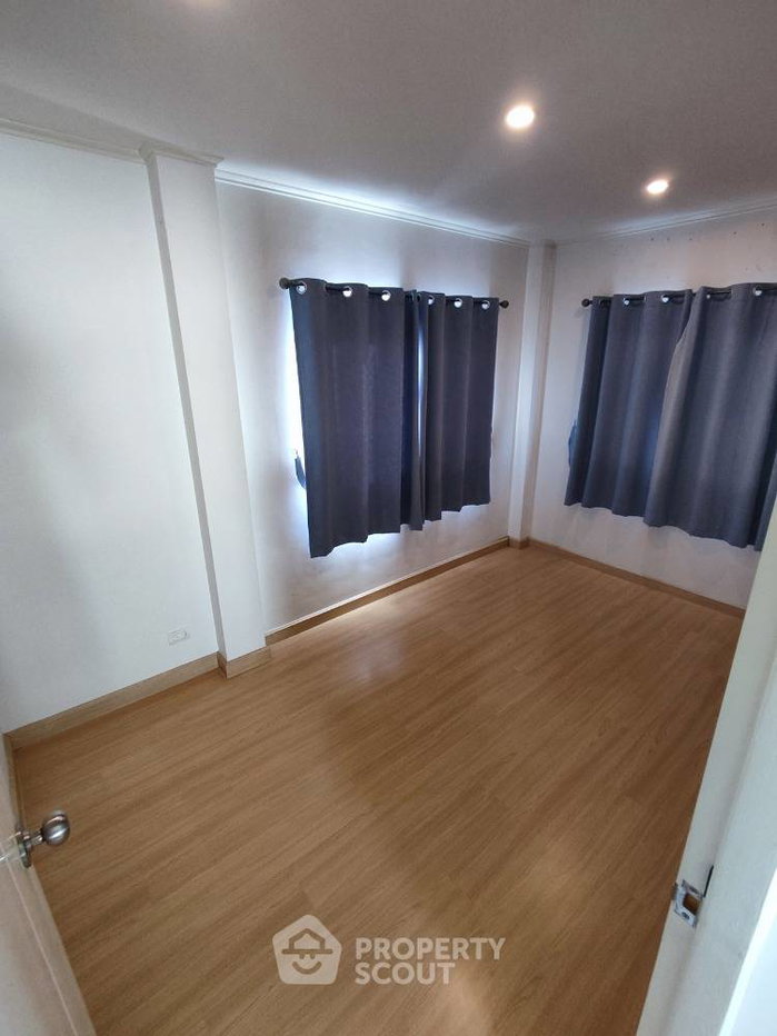 รูป บ้าน 3 ห้องนอน ขาย พร้อมเลี้ยงสัตว์ได้ โครงการ ศุภาลัย เบล่า เทพารักษ์ (ID 1975302) - รูปที่ 5/11