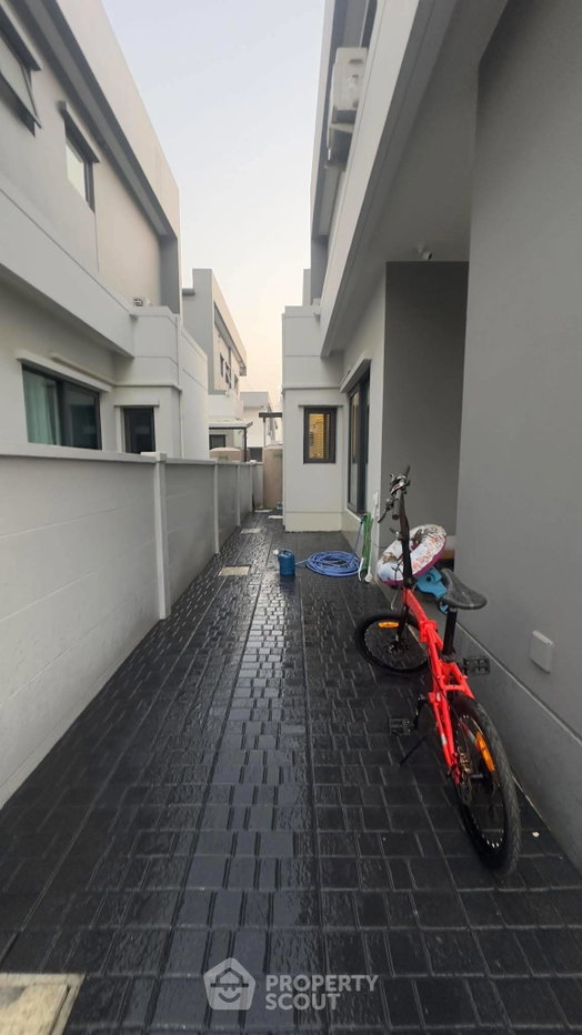 รูป บ้านเช่า 4 ห้องนอน เพ็ทได้ ศูนย์กลางบางนา 📍 (ID 2579985) - รูปที่ 7/11