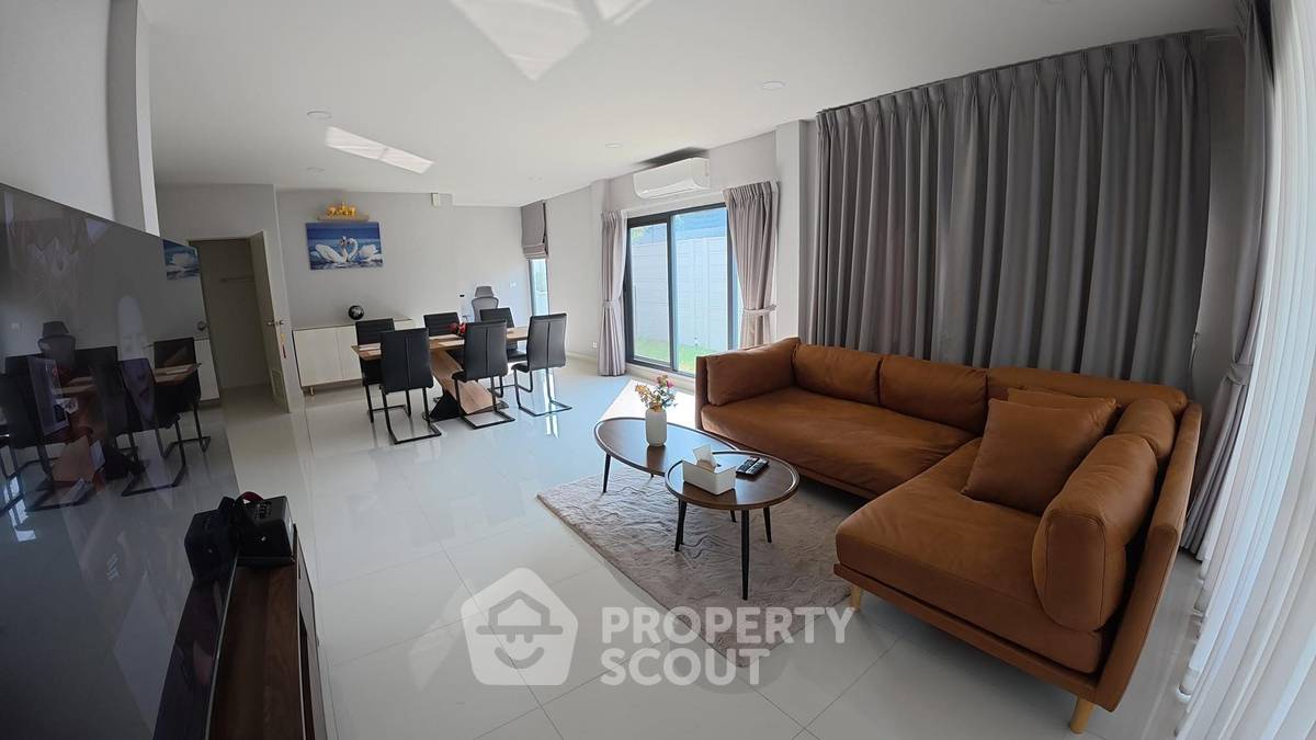 รูป บ้านเช่า 4 ห้องนอน เพ็ทได้ ศูนย์กลางบางนา 📍 (ID 2579985) - รูปที่ 2/11