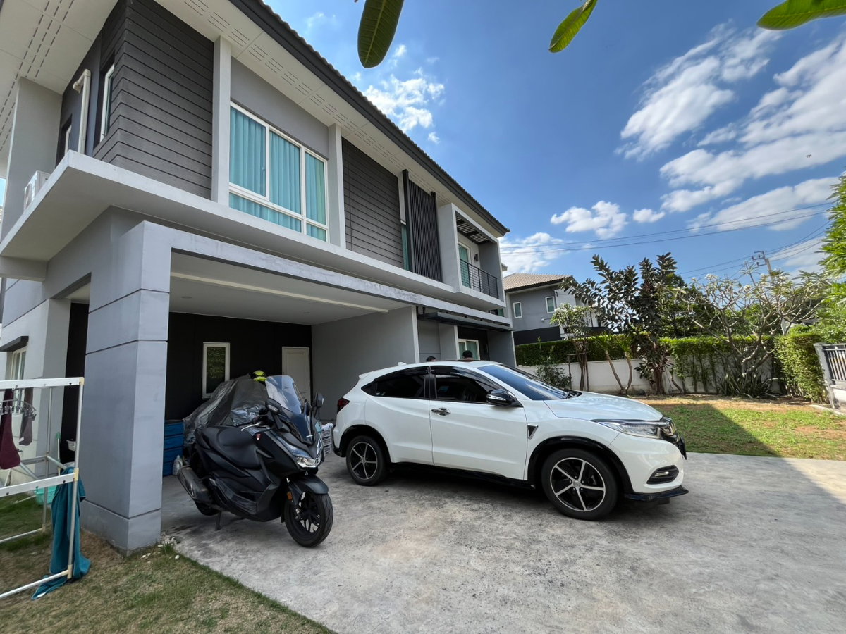 รูป บ้านเดี่ยว 2 ชั้น โครงการ เดอะ เซนโทร วัชรพล  ถนนสุขาภิบาล 5 แขวงออเงิน เขตสายไหม จังหวัดกรุงเทพมหานคร 10220 (ราคา 5,500,000 บาท ) - รูปที่ 29/34