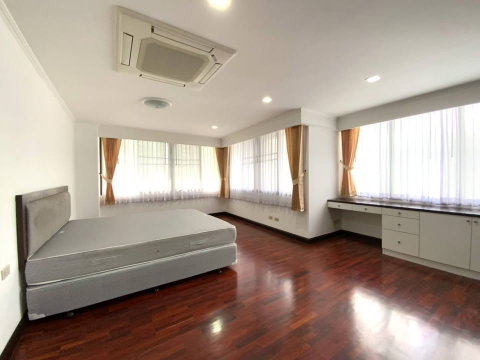 เช่าคอนโด Acadamia Grand Tower/อคาเดเมีย แกรนด์ ทาวเวอร์ (B6901087) ID Line : @condo88