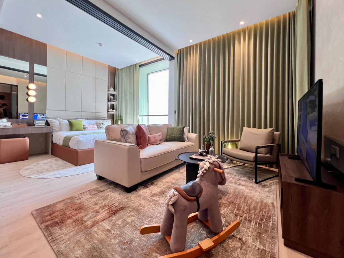 picture ONCE WONGAMAT, Super Luxury Condo, North Pattaya, near Wongamat Beach, Terminal 21 Pattaya, starting at 6.9 MB.* - 2/7