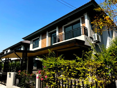 บ้านเดี่ยว วิทยาลัยเทคนิคปทุมธานี : ขาย!! Venue Tiwanon Rangsit : เวนิว ติวานนท์ รังสิต 4ห้องนอน 3ห้องน้ำ