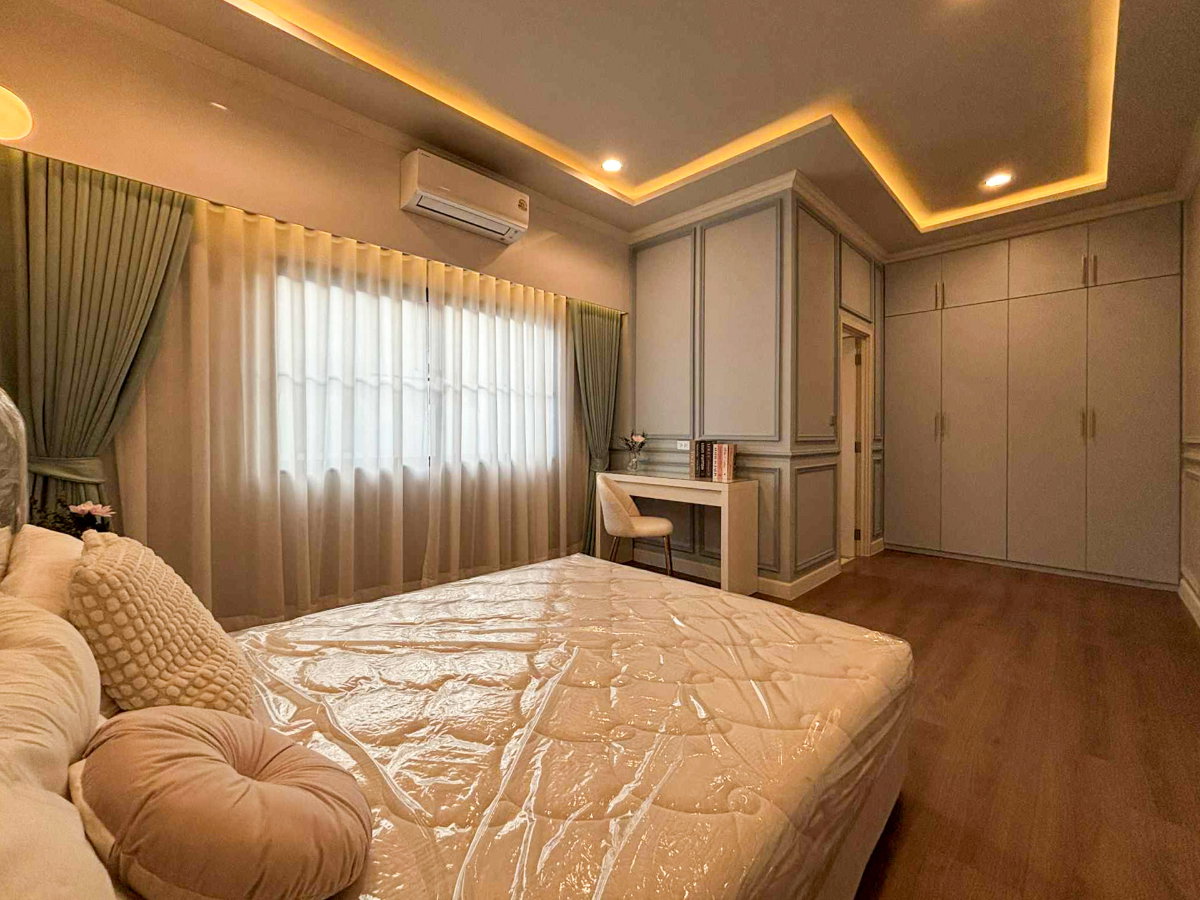 รูป บ้านหรูให้เช่า - เศรษฐสิริ บางนา-สุวรรณภูมิ 5 ห้องนอน, 407 ตร.ม. - รูปที่ 21/28