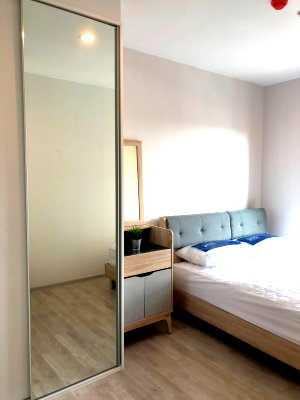 Condos for rent : FoR Rent  Plum condo @central station westgate   16,000