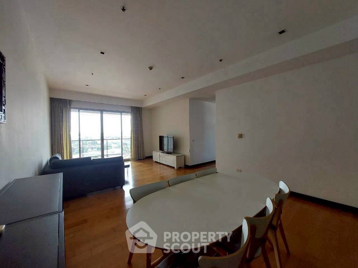 รูป คอนโด 3 ห้องนอน 127 ตร.ม. ขาย The Lofts Yennakart ยานนาวา ใกล้ช่องนนทรี (ID 2359255) - รูปที่ 6/17