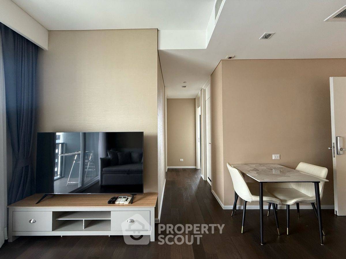 รูป คอนโด 2 ห้องนอน ชั้น 39 The Saint Residences ใกล้ MRT พหลโยธิน 100 เมตร (ID 2339181) - รูปที่ 3/9