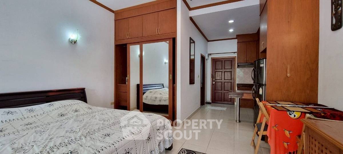 รูป ราคาดี ห้องนอน 1 ห้อง ที่ View Talay 5 Condominium Jomtien (ID 2097850) - รูปที่ 3/10