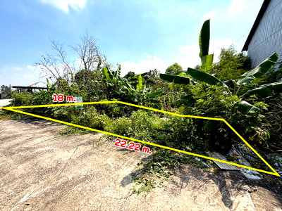 Land for sale : Vacant land for sale Located on Soi Wat Suan Kaew, Ratchaphruek Road, Bang Krang, Mueang Nonthaburi Land area: 100 sq.wah