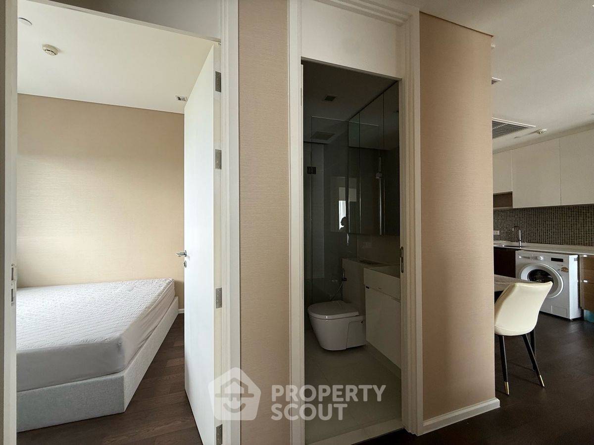 รูป คอนโด 2 ห้องนอน ชั้น 39 The Saint Residences ใกล้ MRT พหลโยธิน 100 เมตร (ID 2339181) - รูปที่ 4/9