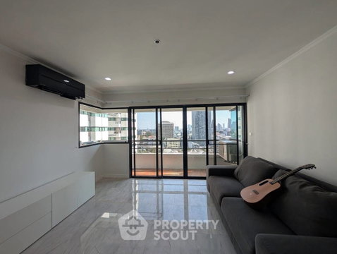 คอนโด 2 ห้องนอน ขายที่ Sathorn Gardens ใกล้ MRT สีลม (ID 2585573)