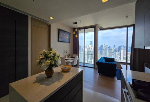 ว่างพร้อมอยู่! Esse Asoke . 2นอน 76ตร.ม. Line id: @pfagent