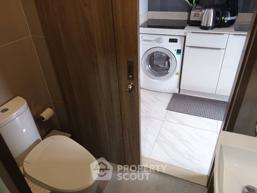 รูป คอนโด 2 ห้องนอน ชั้น 16 (55 ตร.ม.) Ideo Mobi Asoke ห่าง MRT เพชรบุรี 200 ม. (ID 1097670) - รูปที่ 7/10