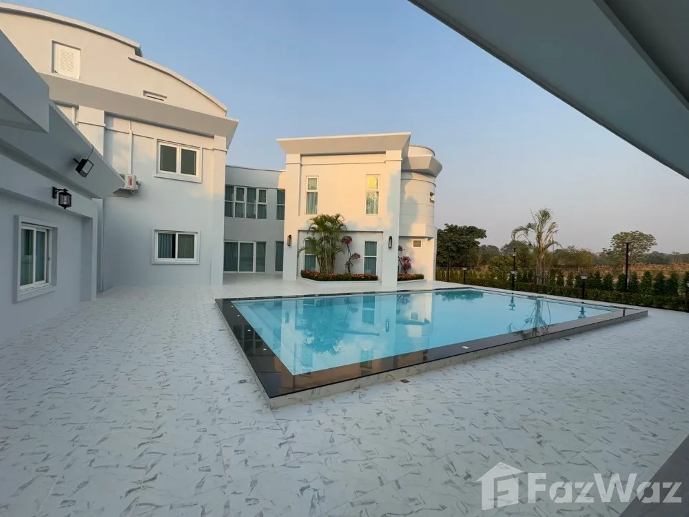 รูป บ้านเดี่ยวให้เช่า 6 ห้องนอน ใน หนองปลาไหล, ชลบุรี 5360173 - รูปที่ 9/33