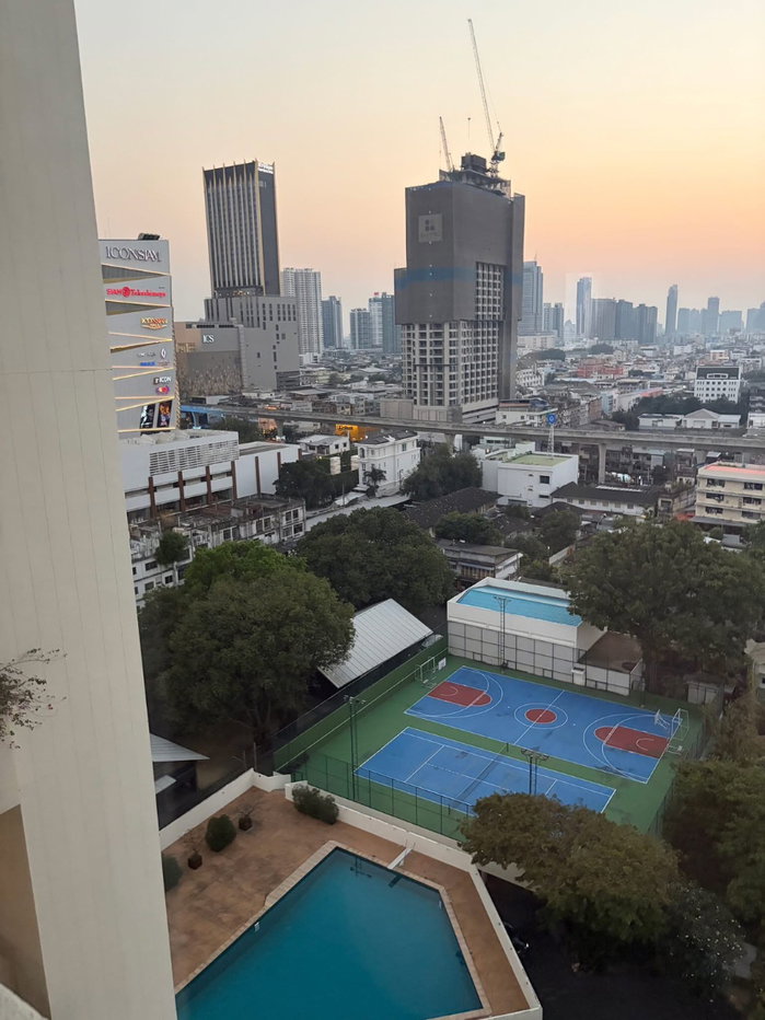 picture River House               Condominium  - 6/10