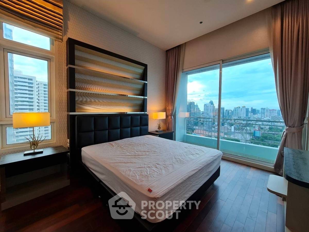 picture 30th-Floor 3-BR 180 Sqm Circle Condominium, MRT Phetchaburi (ID 2587723) - 9/14