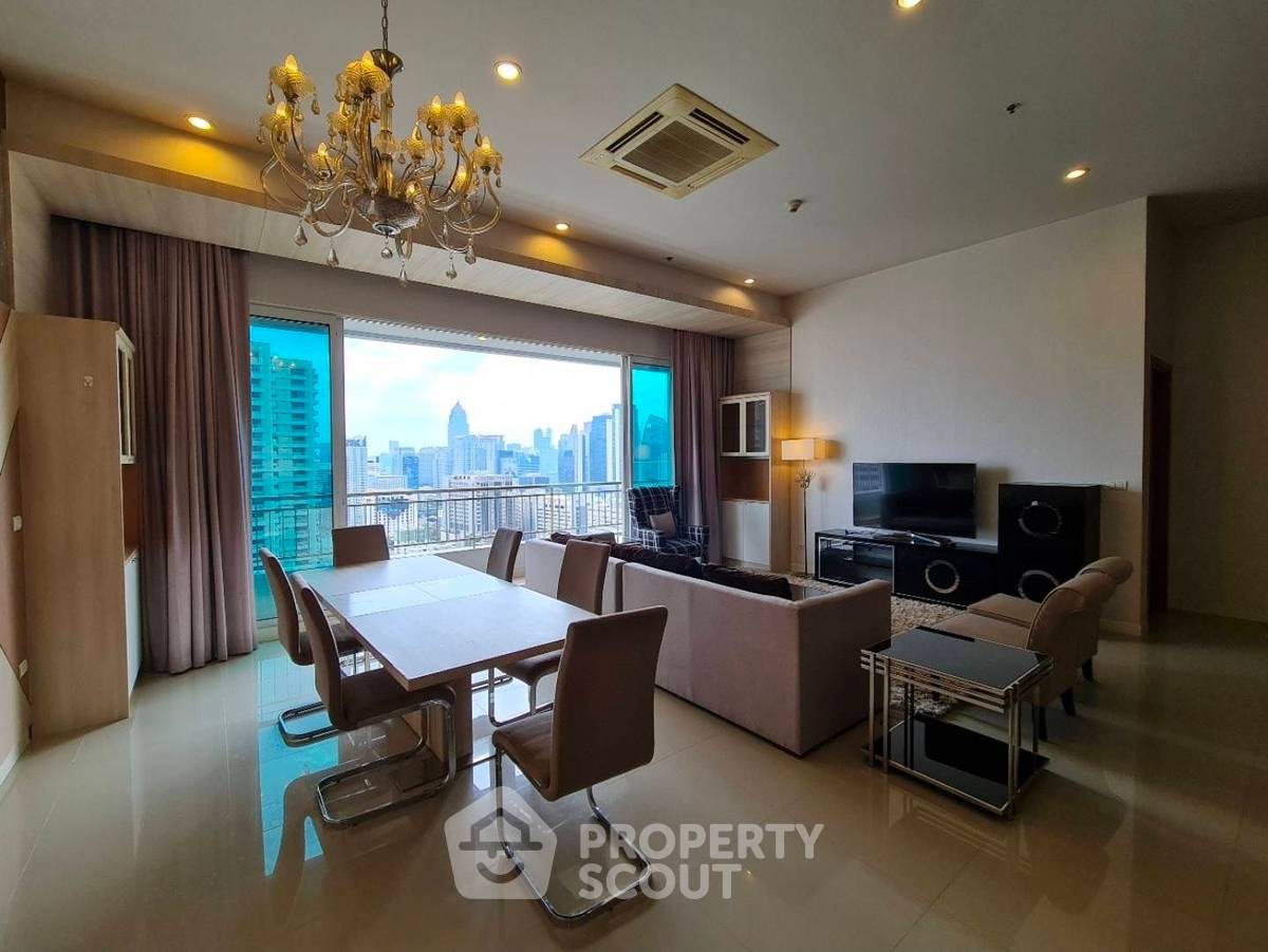 picture 30th-Floor 3-BR 180 Sqm Circle Condominium, MRT Phetchaburi (ID 2587723) - 1/14