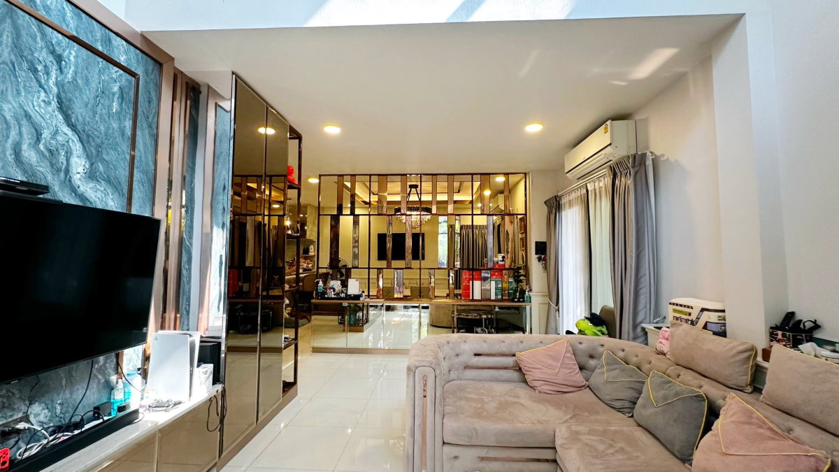 รูป 🏠 (ขายด่วน) บ้านเดี่ยวหลังริม  ไม่มีบ้านตรงข้าม​📍ใกล้เมกาบางนา,  ​  📢The City บางนา กม.7 🎄4 ห้องนอน 4 ห้องน้ำ     - รูปที่ 5/22