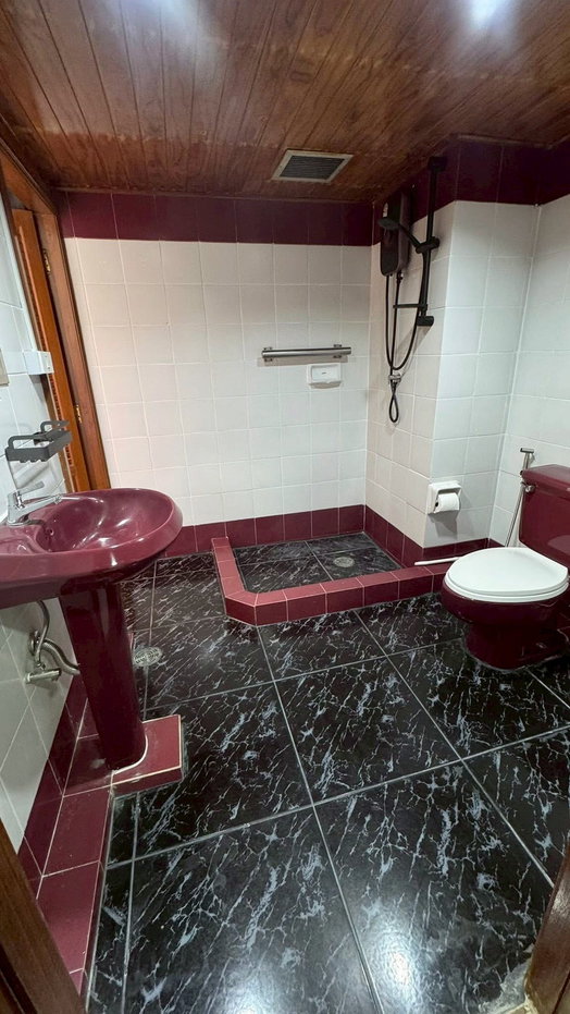 picture City                            Villa - 9/11