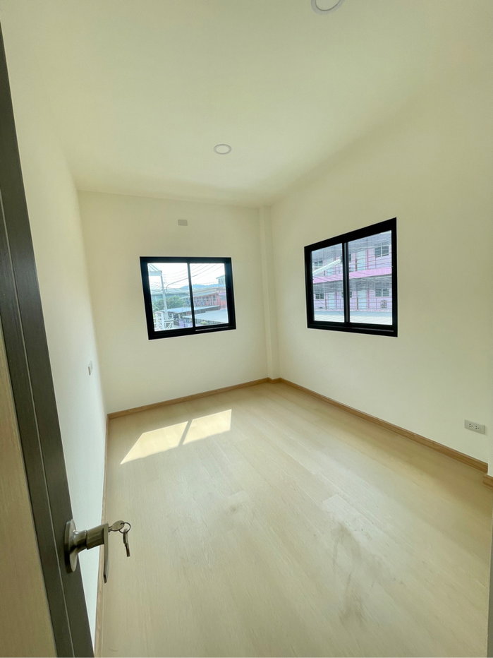 picture New Townhome Nangmaidaen, Chon Buri - 10/10