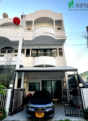 เช่าทาวน์โฮม สวนรถไฟ : ทาวน์โฮมให้เช่า - ซอยลาดพร้าว 15 (SPSAD3770)