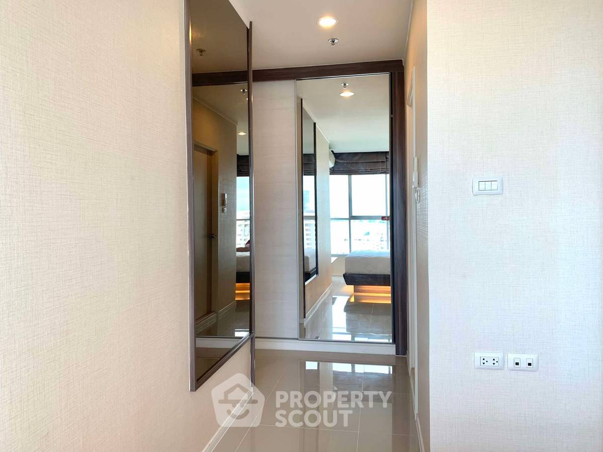 รูป คอนโด 2 ห้องนอน ลุมพินี พาร์ค บีช จอมเทียน ชั้น 12 ขนาด 57 ตร.ม. (ID 2080215) - รูปที่ 8/11