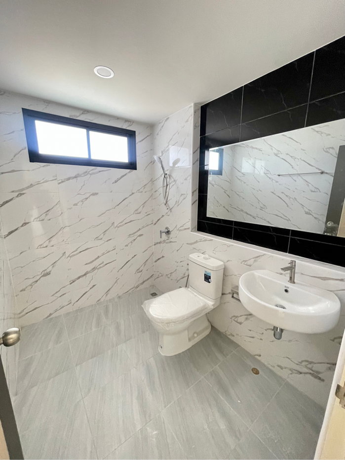 picture New Townhome Nangmaidaen, Chon Buri - 7/10