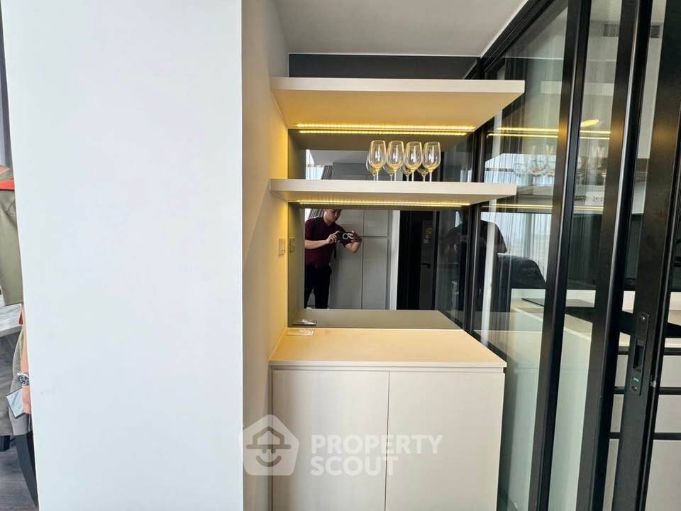 picture 1-BR Condo Knightsbridge Space Ratchayothin Near BTS Ratchayothin (ID 1951112) - 2/15