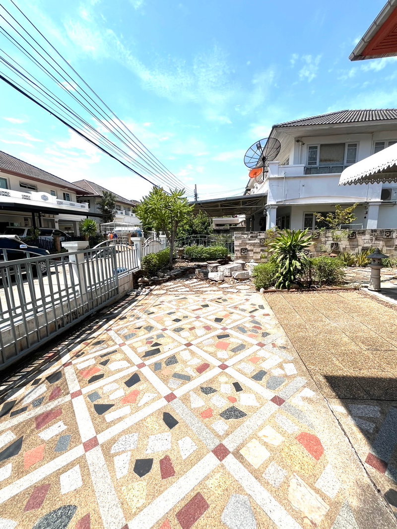 ขายบ้านเดี่ยว : Super Deal! ลดแรง จาก 8.3 ล้าน เหลือ 7.8 ล้าน "Perfect Place Ramkhamhaeng 164" 3 ห้องนอน 2 ห้องน้ำ ขนาด 76 ตร.ว พื้นที่ใช้สอย 215 ตร.ม
