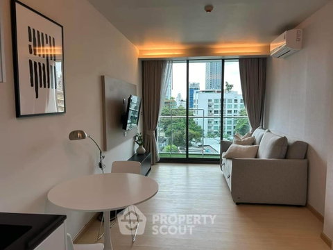 คอนโด 1 ห้องนอน Via 49 ชั้น 8 ขนาด 46 ตร.ม. ใกล้ BTS พร้อมพงษ์ (ID 1924668)