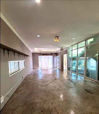Office for rent : LTH14239 – Home Office for Rent | Rama 9 – RCA | 750 sqm | 5 Rooms 4 Baths | Near MRT Phetchaburi | 79K/Month | โฮมออฟฟิศให้เช่า พระราม 9