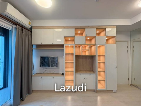 30 sqm high-floor condo Huai Khwang Bangkok Chapter One Eco