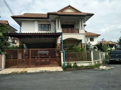 ขายบ้านเดี่ยว ม.นาราวดี พุทธมณฑลสาย 4 แปลงมุม หลังใหญ่ ที่ดิน 72.3 ตร.วา