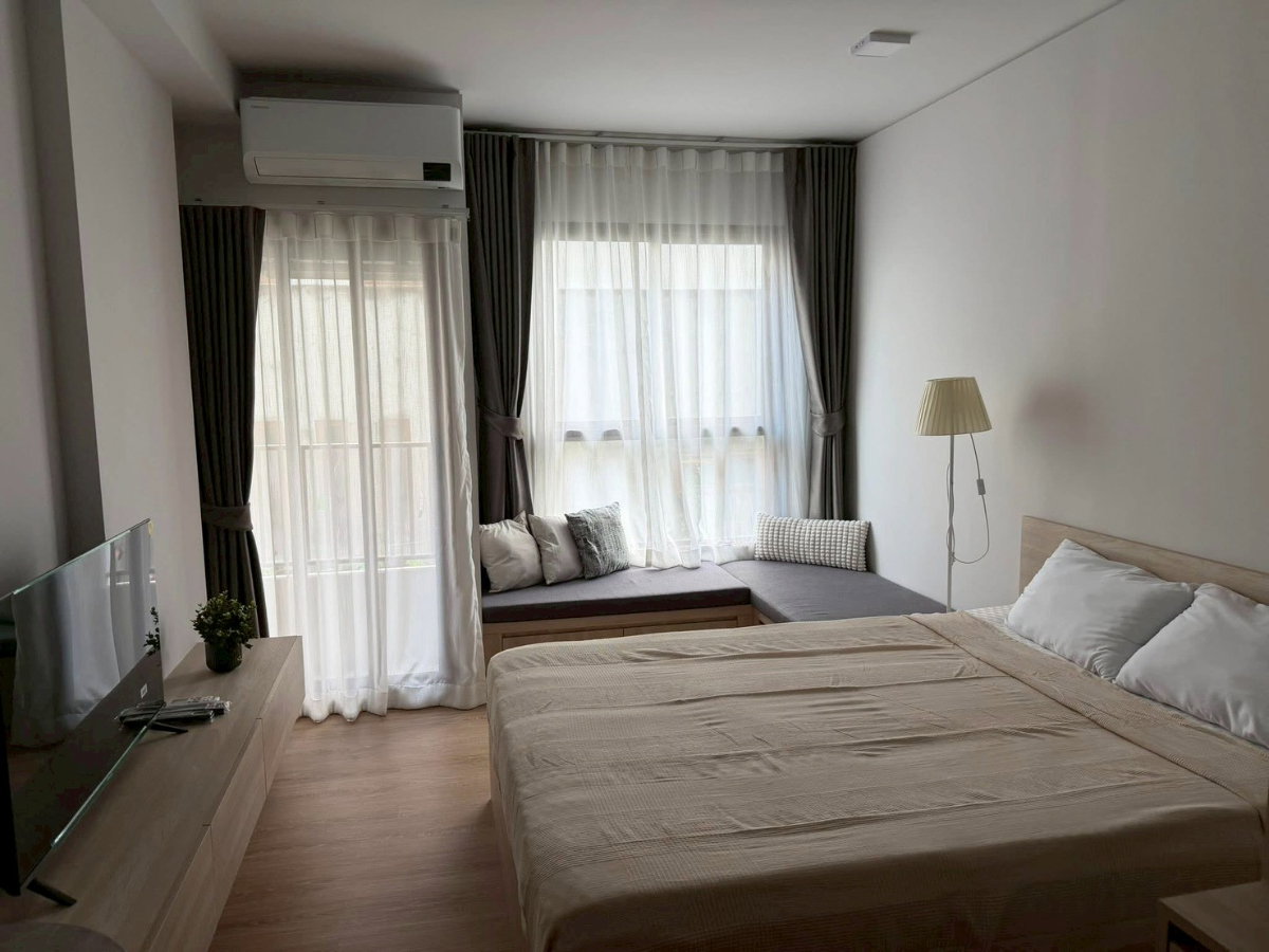 picture QUINTARA MHy'ZEN PHROM    PHONG - 1/8