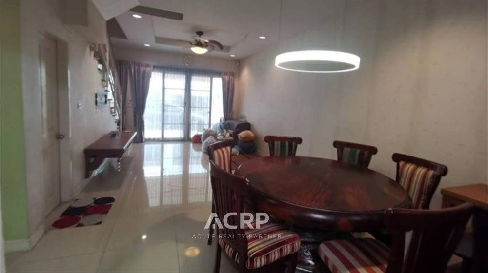 รูป ขายทาวน์โฮม 3 ชั้น บ้านกลางกรุง พระราม 3 (Baan Klang Krung Rama 3) - รูปที่ 18/21