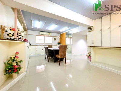 Home office for rent DONKI Mall Thonglor   : Home office for rent at Phrakanong Rama 4 ( SPSEVE1652 )