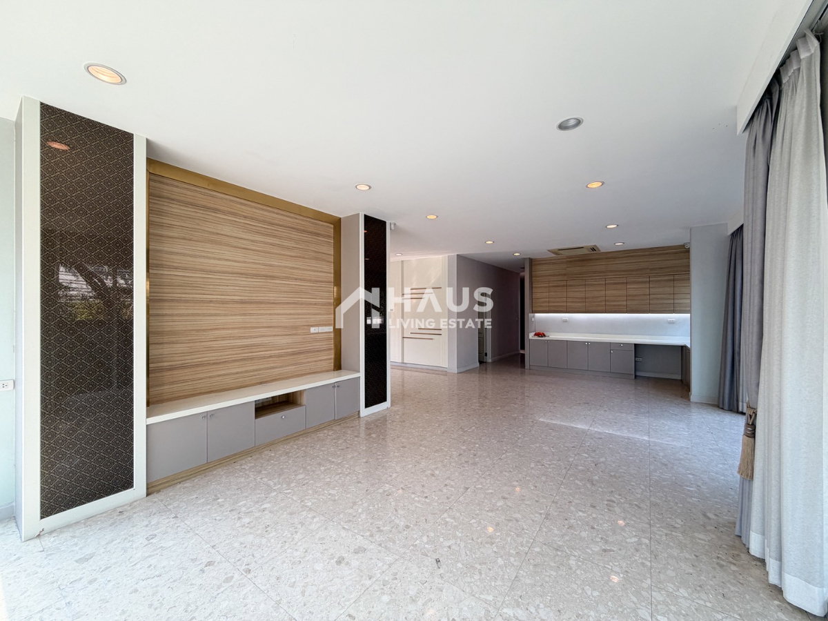 picture Granada Pinklao / 4 Bedrooms #HPHU042 - 6/37