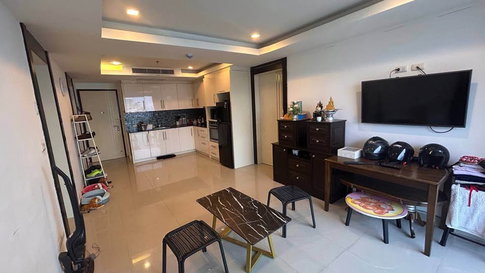Cosy Beach View 2 Bedroom for sale in Pratumnak Hill Pattaya