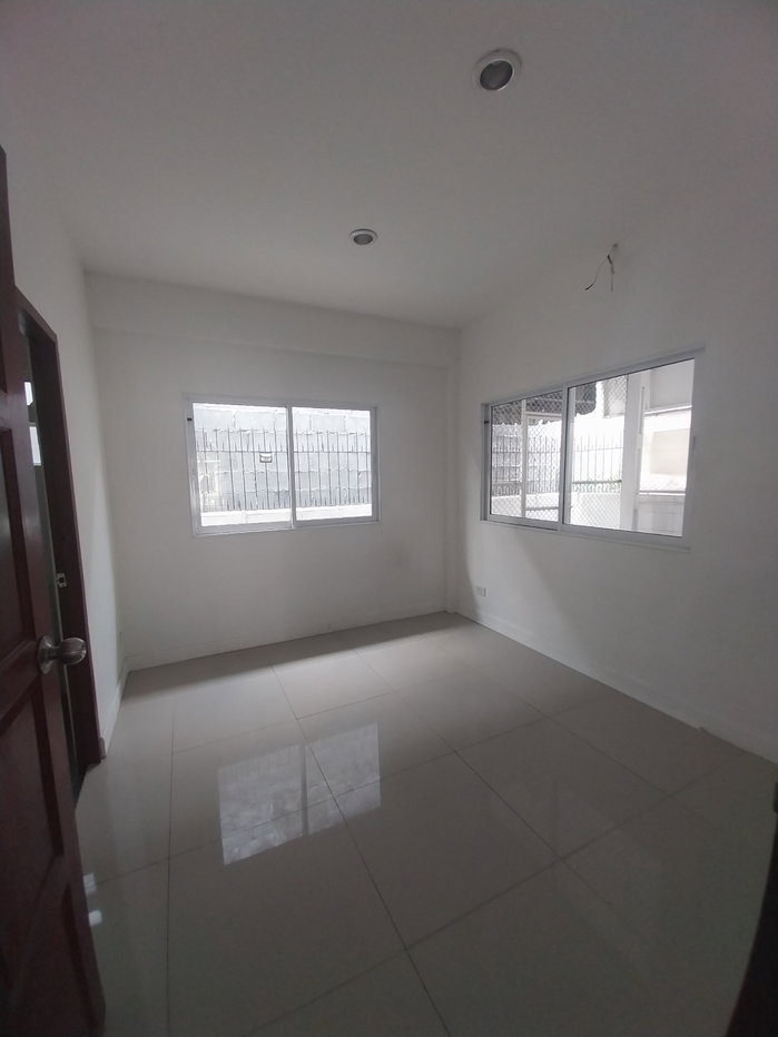 รูป For Rent Mini-Office/Workshop/Shophouse ให้เช่าบ้านทาวเฮ้าส์เพื่อทำธุรกิจ อยู่ในซอยหัวหมาก20 - รูปที่ 5/6