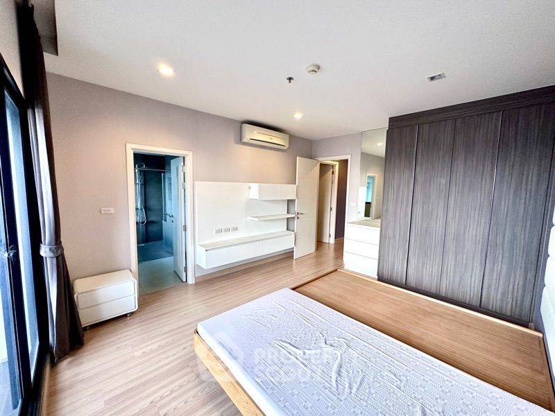 รูป คอนโด 2 ห้องนอน ชั้น 19 Urbano Absolute ใกล้ BTS กรุงธนบุรี 400 เมตร (ID 1466811) - รูปที่ 4/8