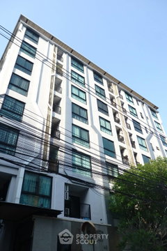 คอนโด 1 ห้องนอน Zenith Place สุขุมวิท 42 ใกล้ BTS เอกมัย 300 ม. (ID 888002)